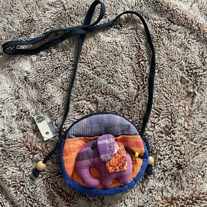 New cute little purse! Elephant Shaped Purse. 🐘 ⚡️⚡️